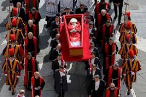 Tiro após show de Henrique e Juliano deixa mulher ferida